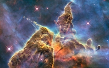 Hubble : jets d’étoiles dans la nébuleuse de la Carène