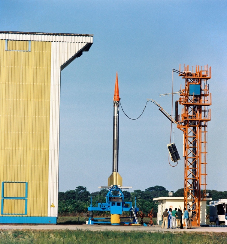Des fusées Véronique seront également tirées depuis Kourou en Guyane à partir de 1968. Crédits : CNES.