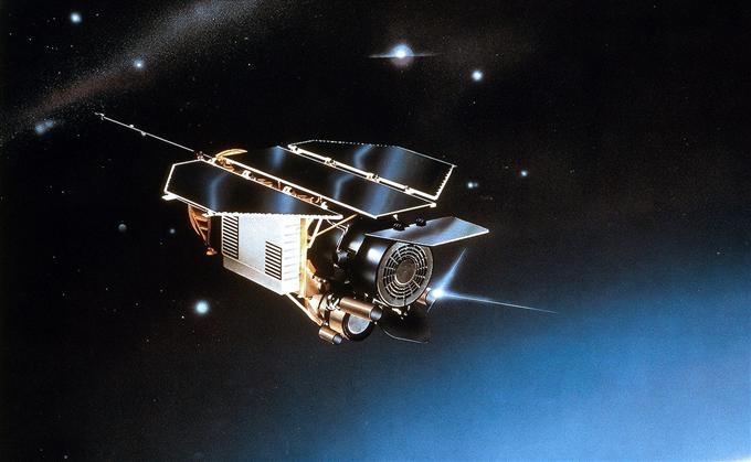 Le satellite allemand ROSAT aura permis de réaliser une cartographie complète du ciel des sources à rayons X dans les années 1990. Crédits : SIPA/EADS Astrium.
